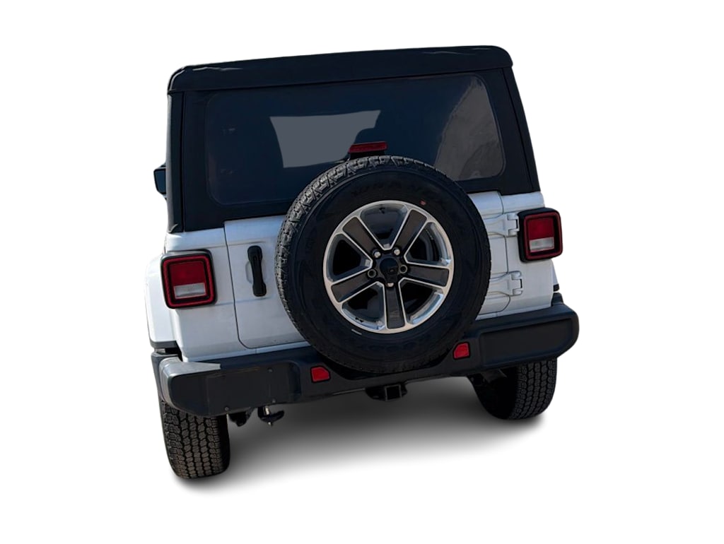 Thumbnail: 2022 Jeep Wrangler - 21