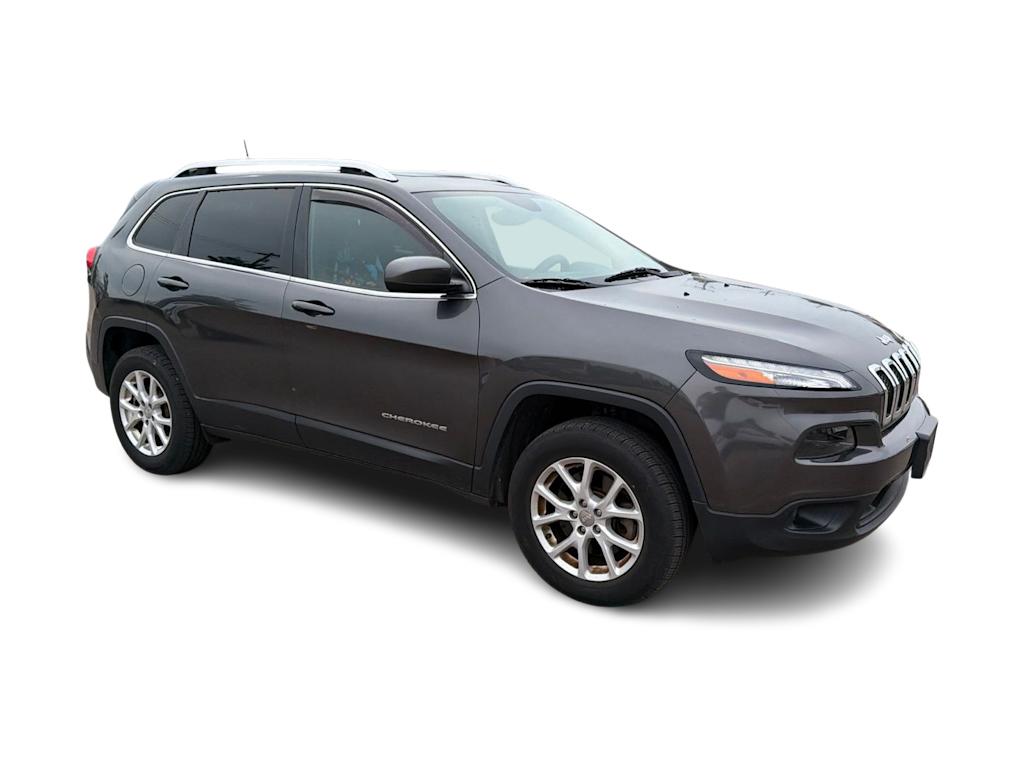 Thumbnail: 2016 Jeep Cherokee - 11