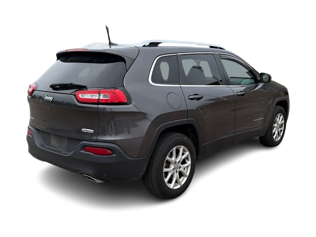 Thumbnail: 2016 Jeep Cherokee - 17