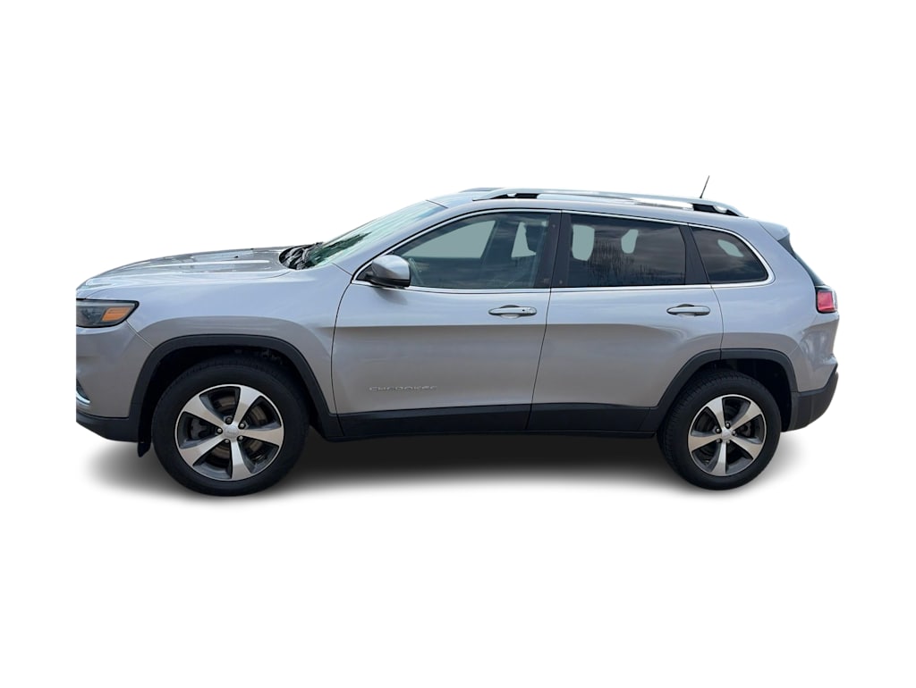 Thumbnail: 2020 Jeep Cherokee - 20