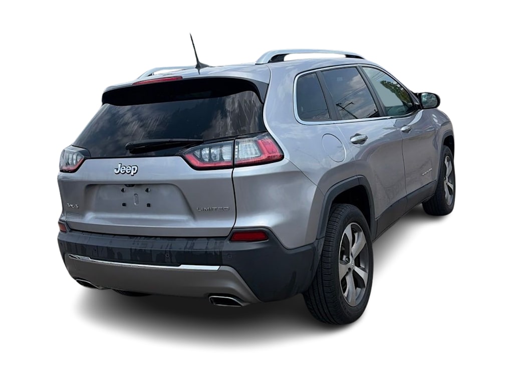Thumbnail: 2020 Jeep Cherokee - 16