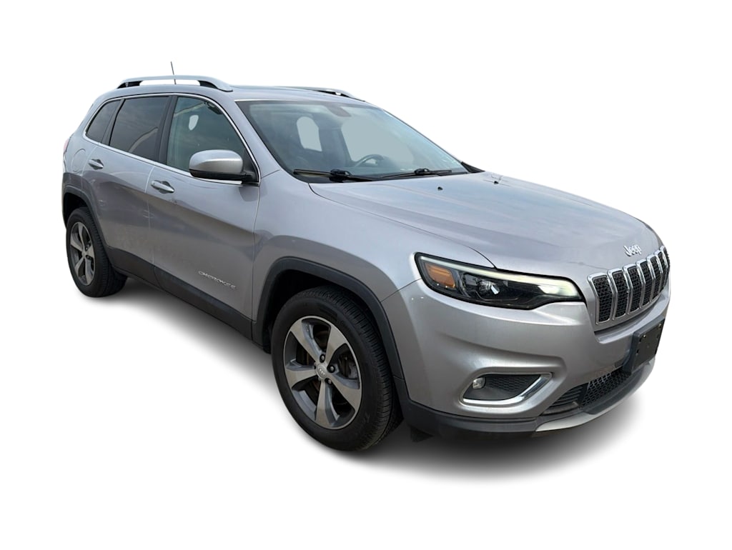 Thumbnail: 2019 Jeep Cherokee - 11