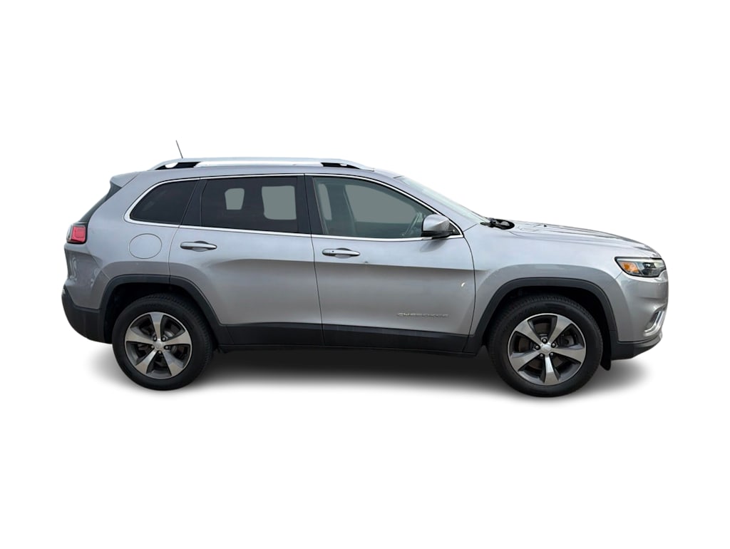 Thumbnail: 2019 Jeep Cherokee - 15