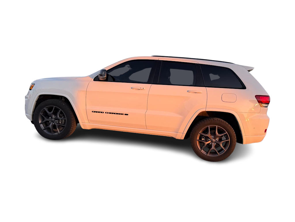 Thumbnail: 2021 Jeep Grand Cherokee - 25