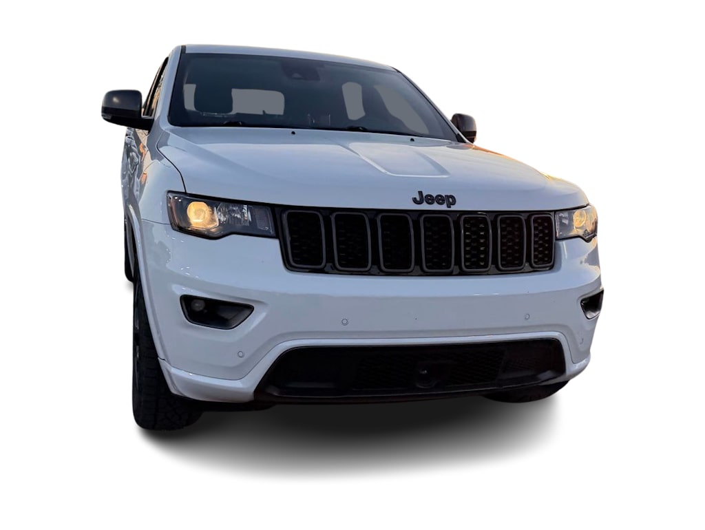 Thumbnail: 2021 Jeep Grand Cherokee - 12