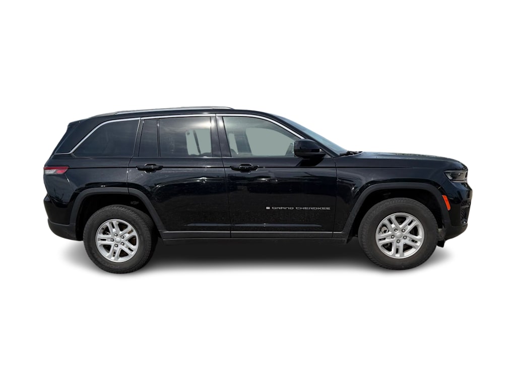 Thumbnail: 2023 Jeep Grand Cherokee - 16