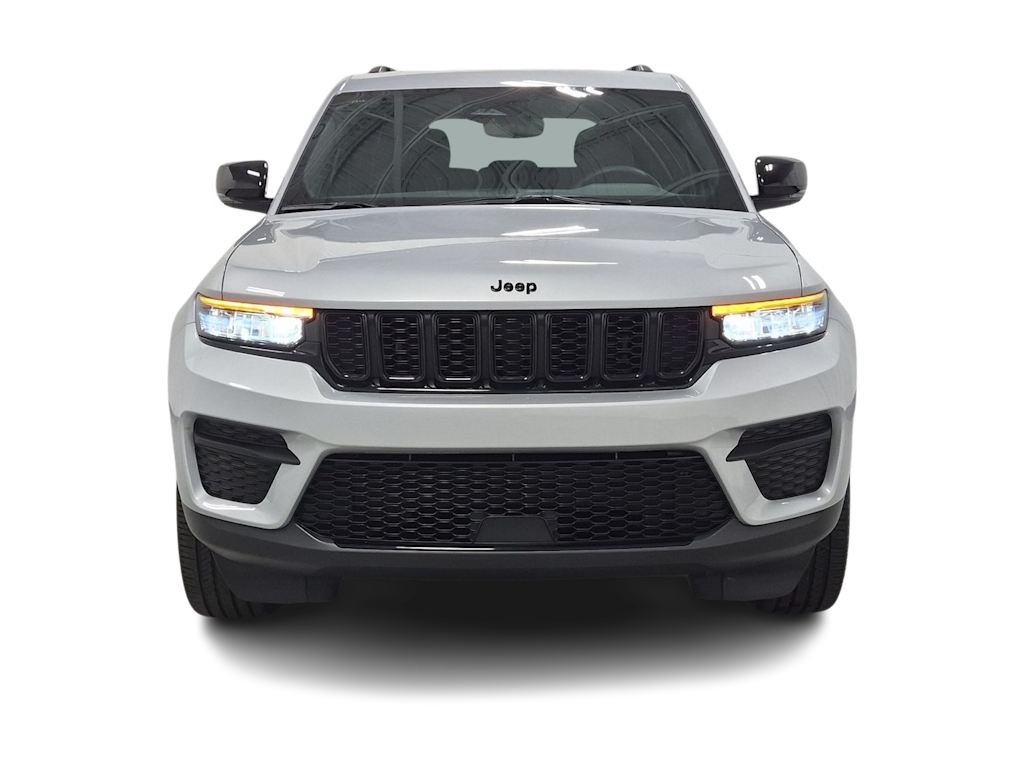 Thumbnail: 2023 Jeep Grand Cherokee - 6