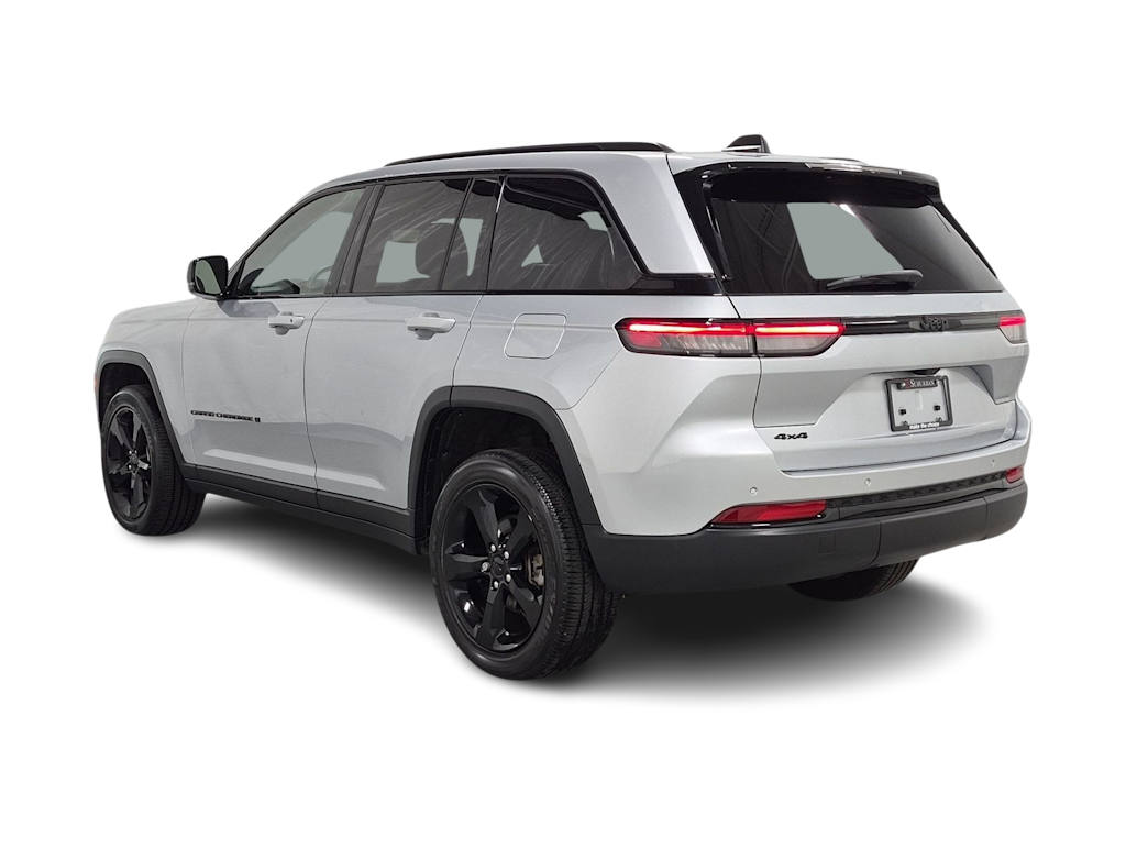 Thumbnail: 2023 Jeep Grand Cherokee - 4
