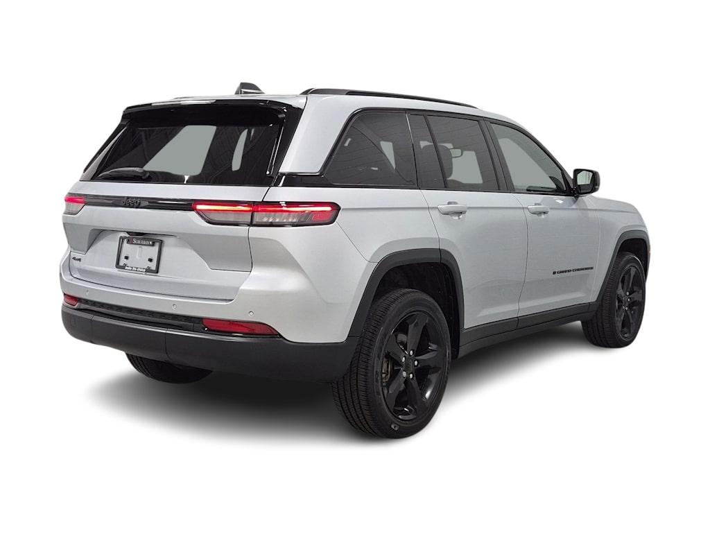 Thumbnail: 2023 Jeep Grand Cherokee - 22