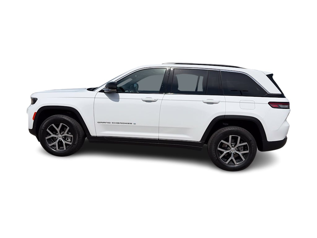 Thumbnail: 2024 Jeep Grand Cherokee - 3