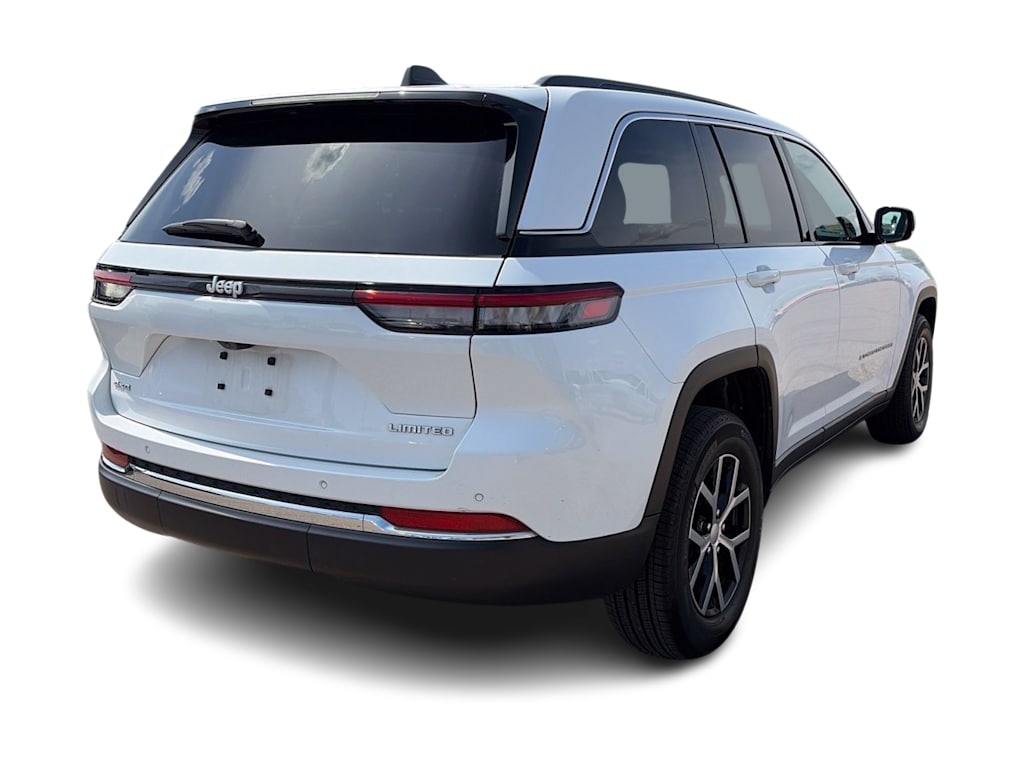 Thumbnail: 2024 Jeep Grand Cherokee - 16
