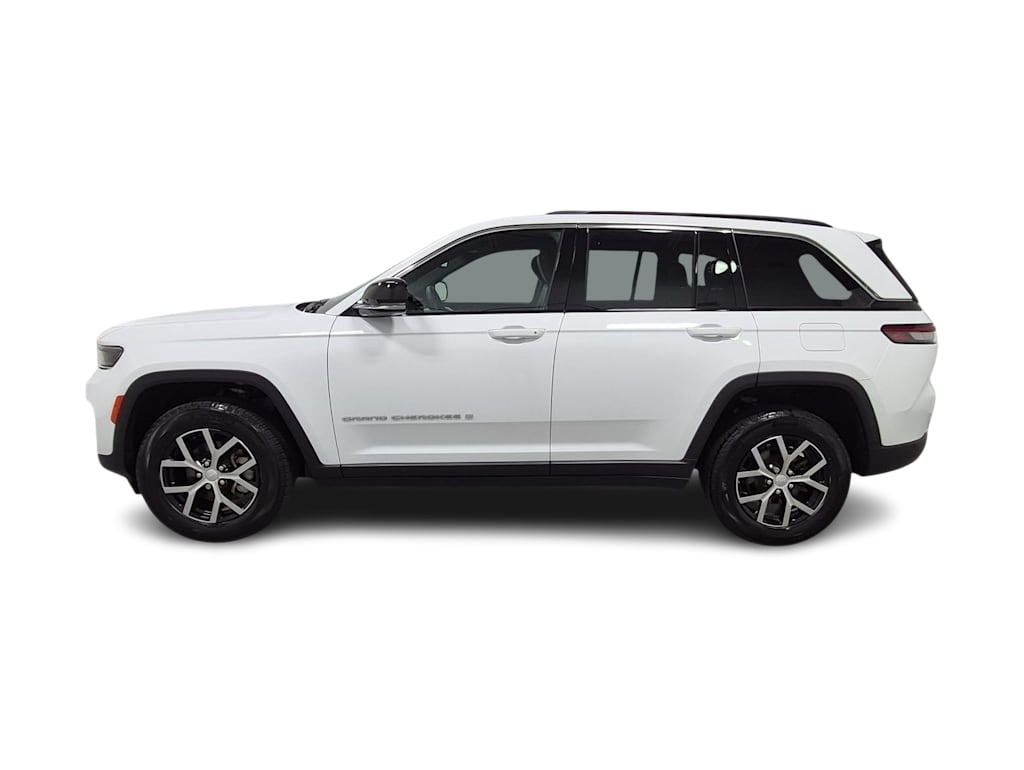 Thumbnail: 2024 Jeep Grand Cherokee - 3