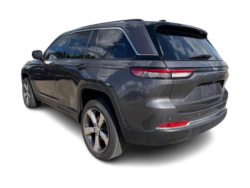 Thumbnail: 2022 Jeep Grand Cherokee - 3