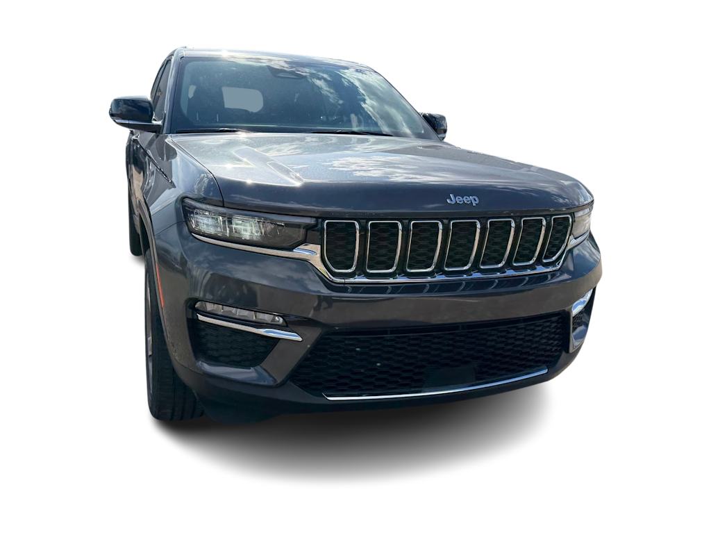 Thumbnail: 2022 Jeep Grand Cherokee - 12