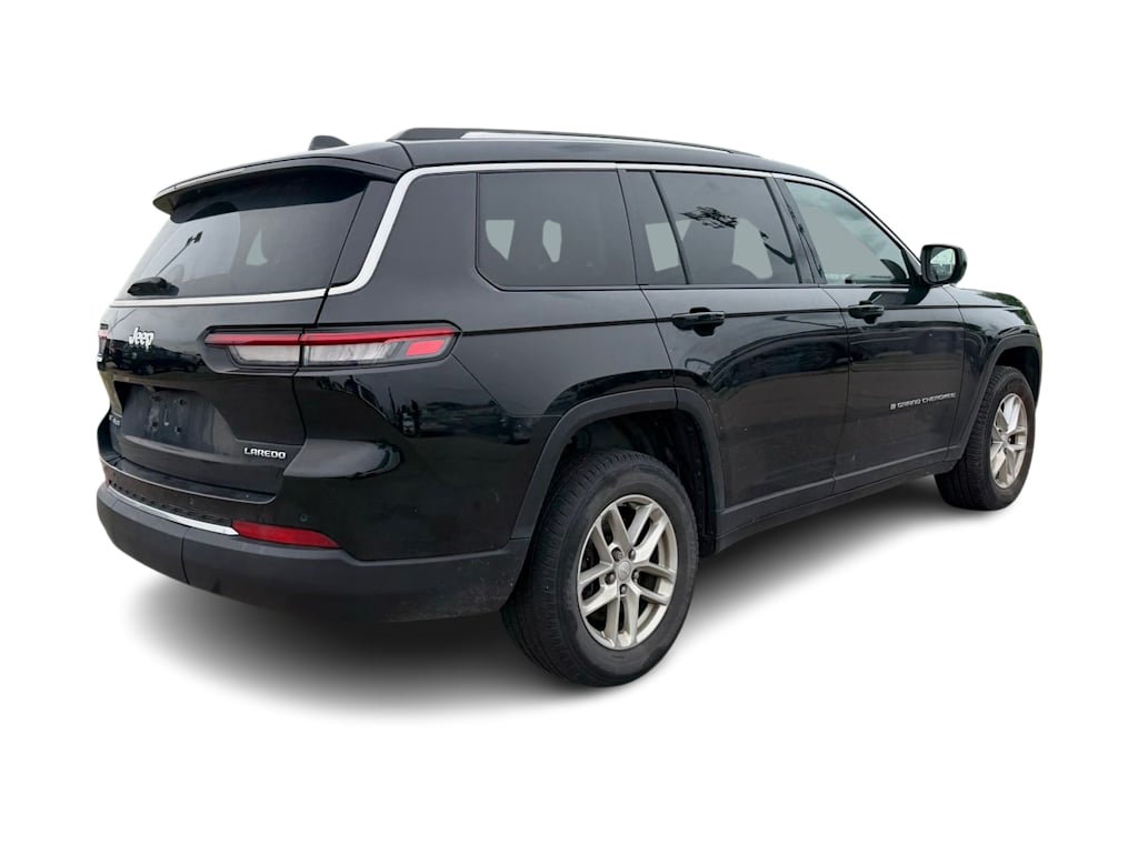 Thumbnail: 2022 Jeep Grand Cherokee L - 21