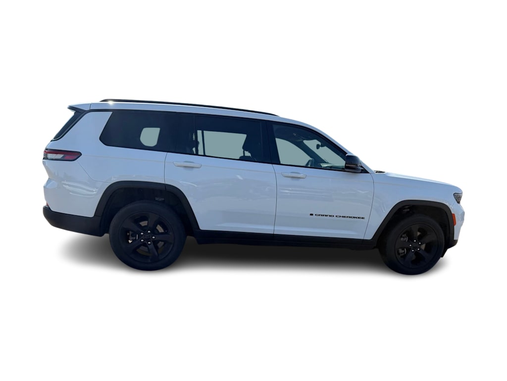 Thumbnail: 2023 Jeep Grand Cherokee L - 17