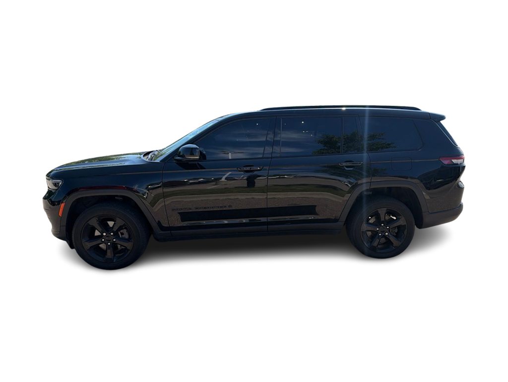 Thumbnail: 2023 Jeep Grand Cherokee L - 21