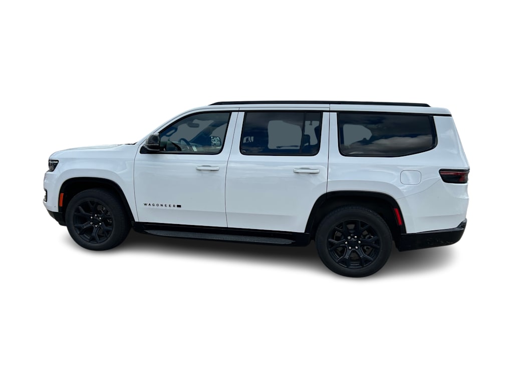 Thumbnail: 2023 Jeep Wagoneer - 28