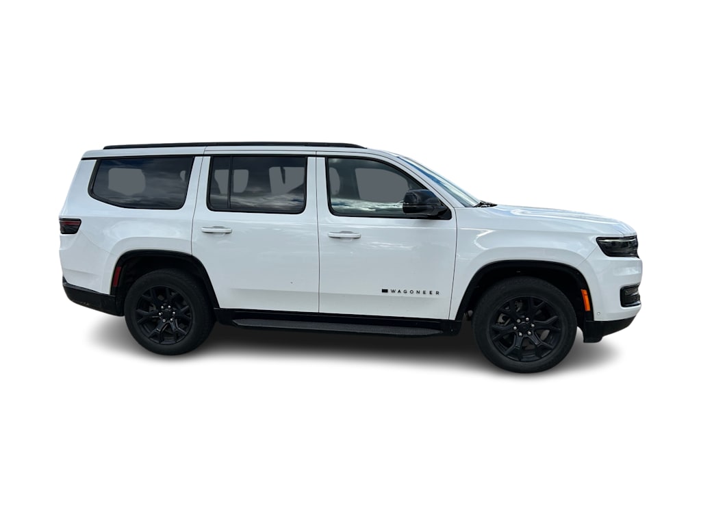 Thumbnail: 2023 Jeep Wagoneer - 18
