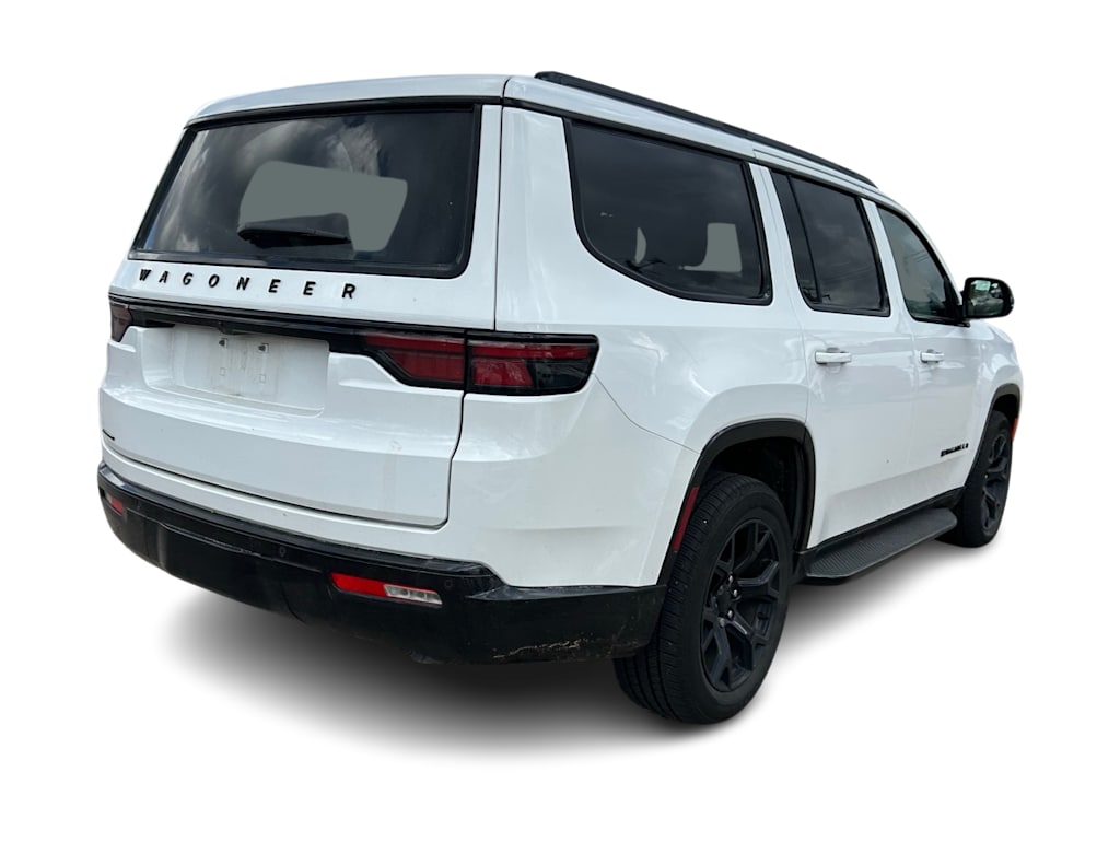 Thumbnail: 2023 Jeep Wagoneer - 19