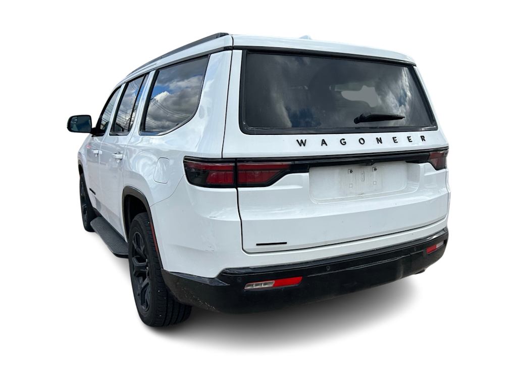 Thumbnail: 2023 Jeep Wagoneer - 24