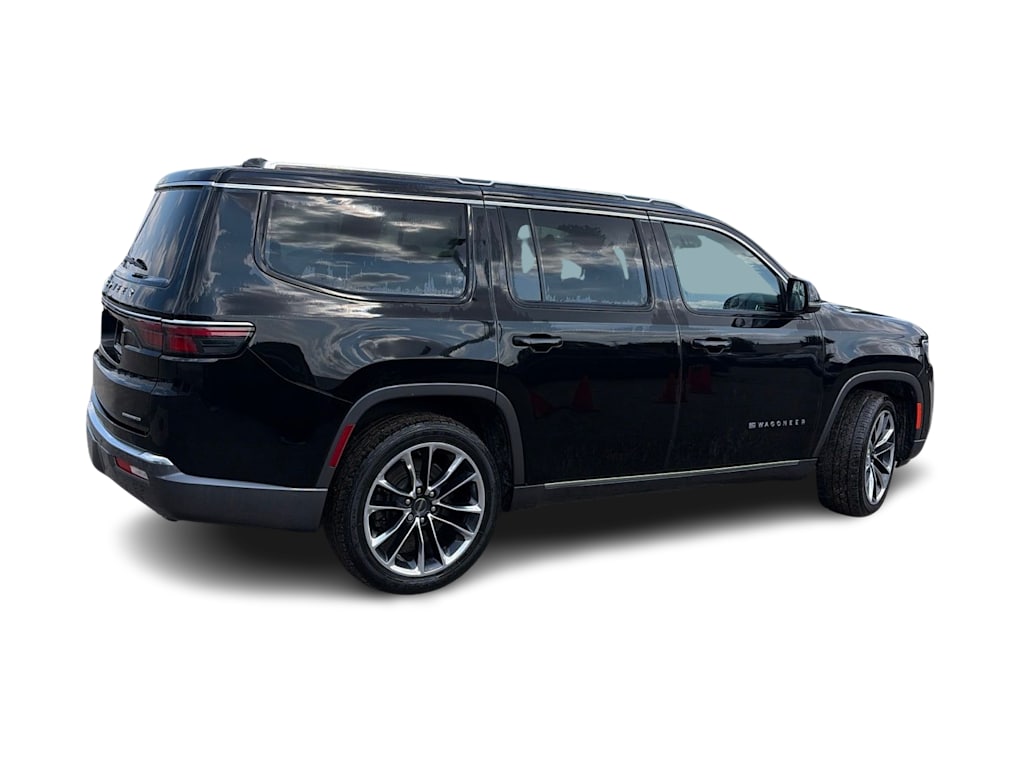 Thumbnail: 2022 Jeep Wagoneer - 11