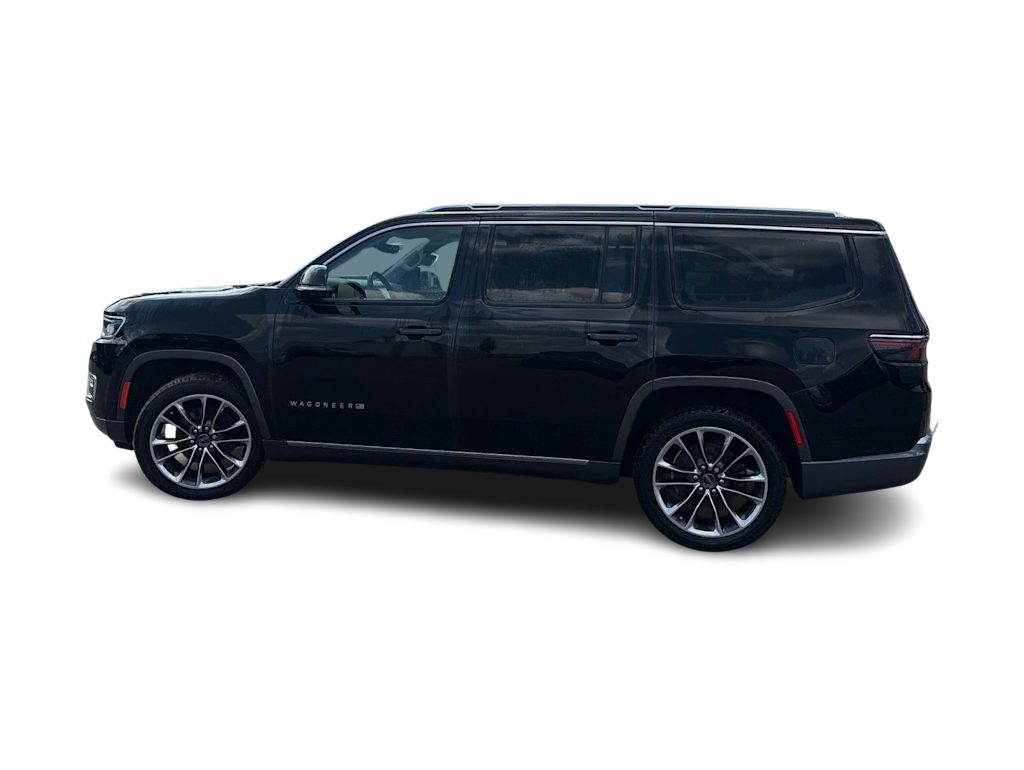 Thumbnail: 2022 Jeep Wagoneer - 19