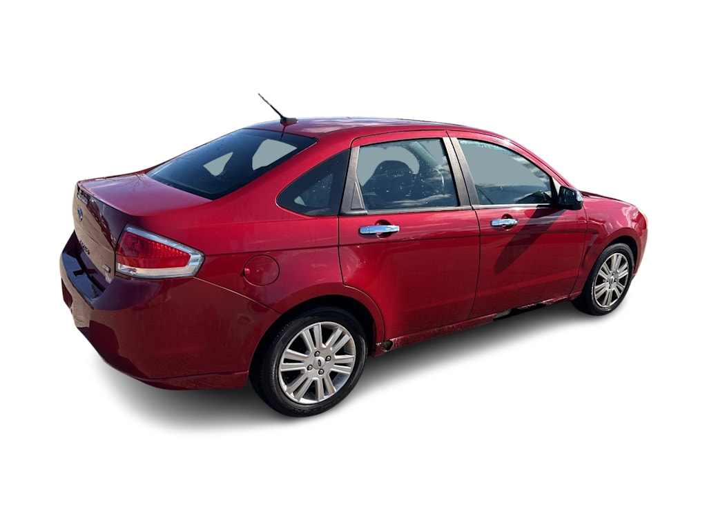Thumbnail: 2011 Ford Focus - 18
