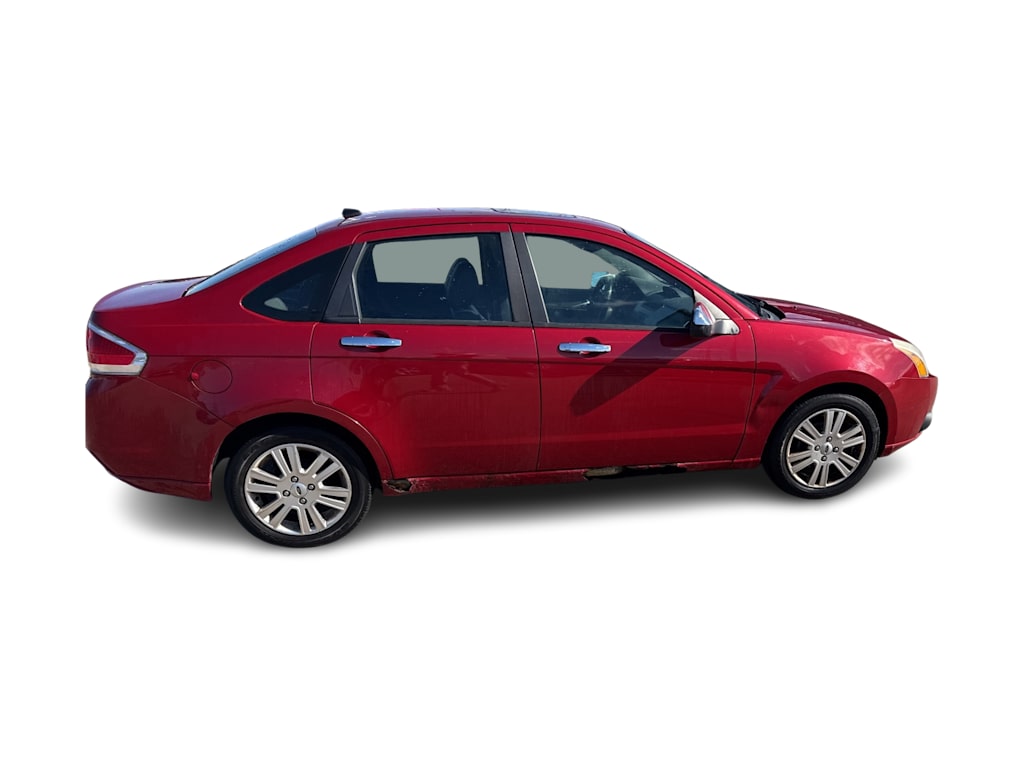 Thumbnail: 2011 Ford Focus - 16