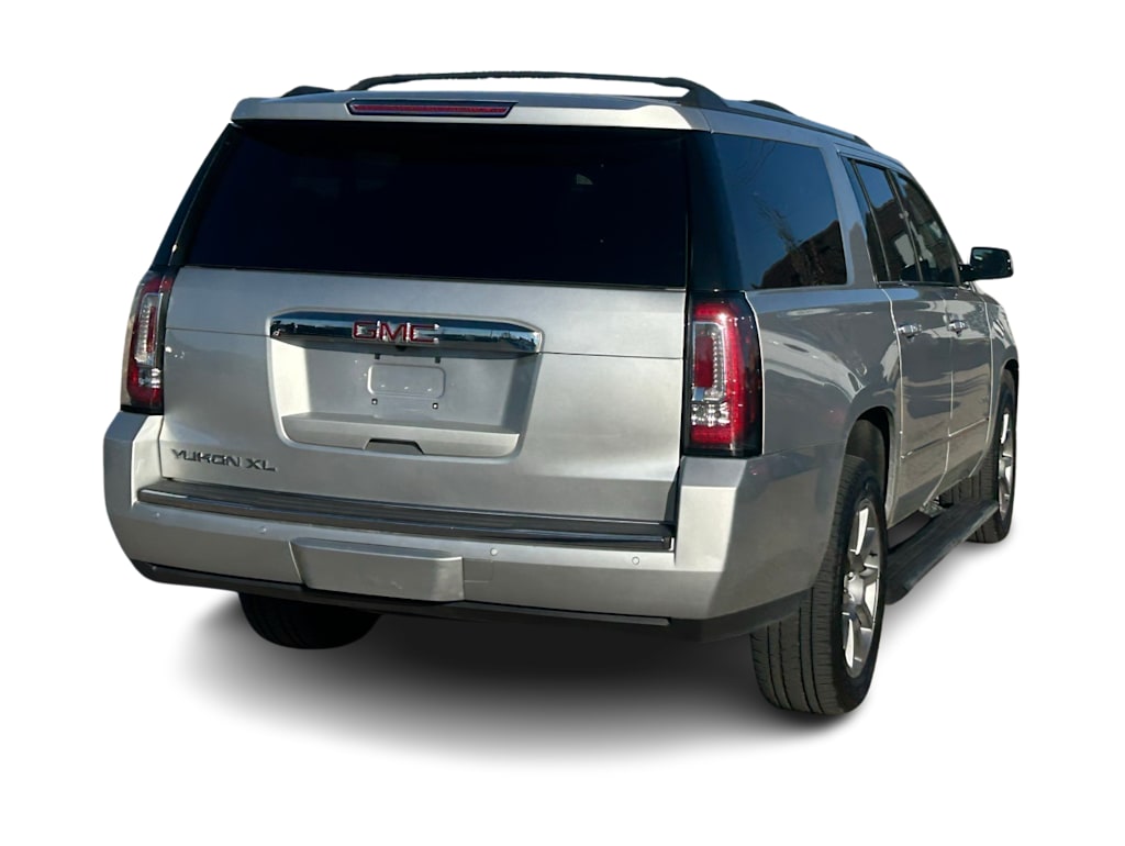Thumbnail: 2020 GMC Yukon XL - 21