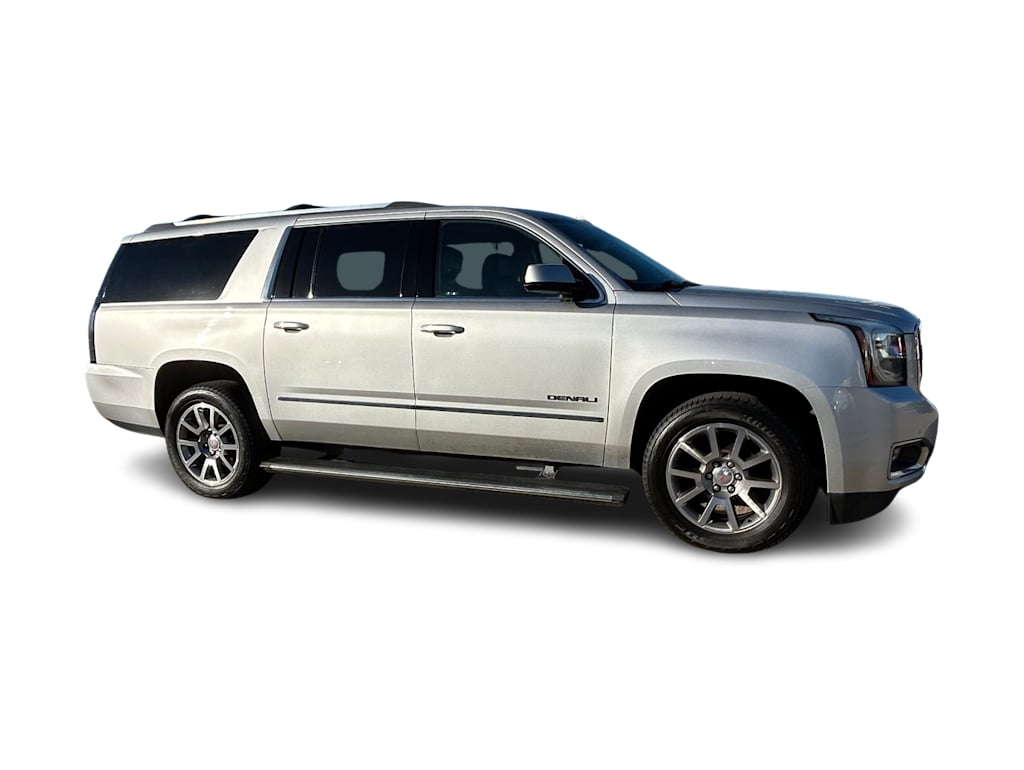 Thumbnail: 2020 GMC Yukon XL - 17