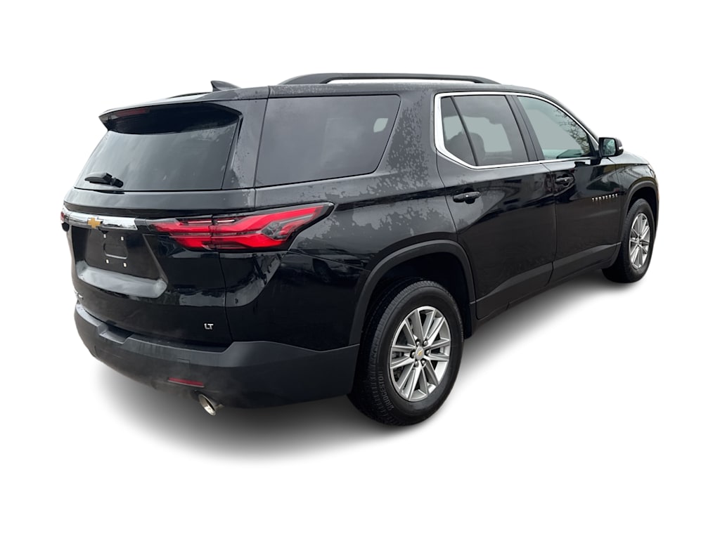 Thumbnail: 2023 Chevrolet Traverse - 28