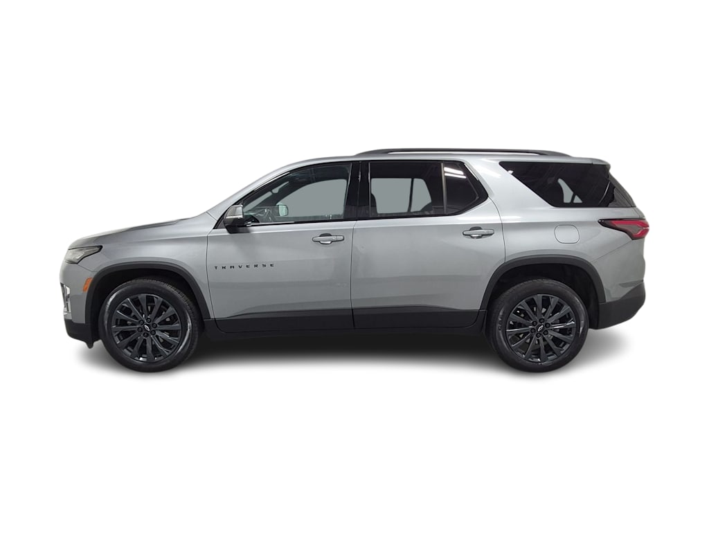 Thumbnail: 2023 Chevrolet Traverse - 3