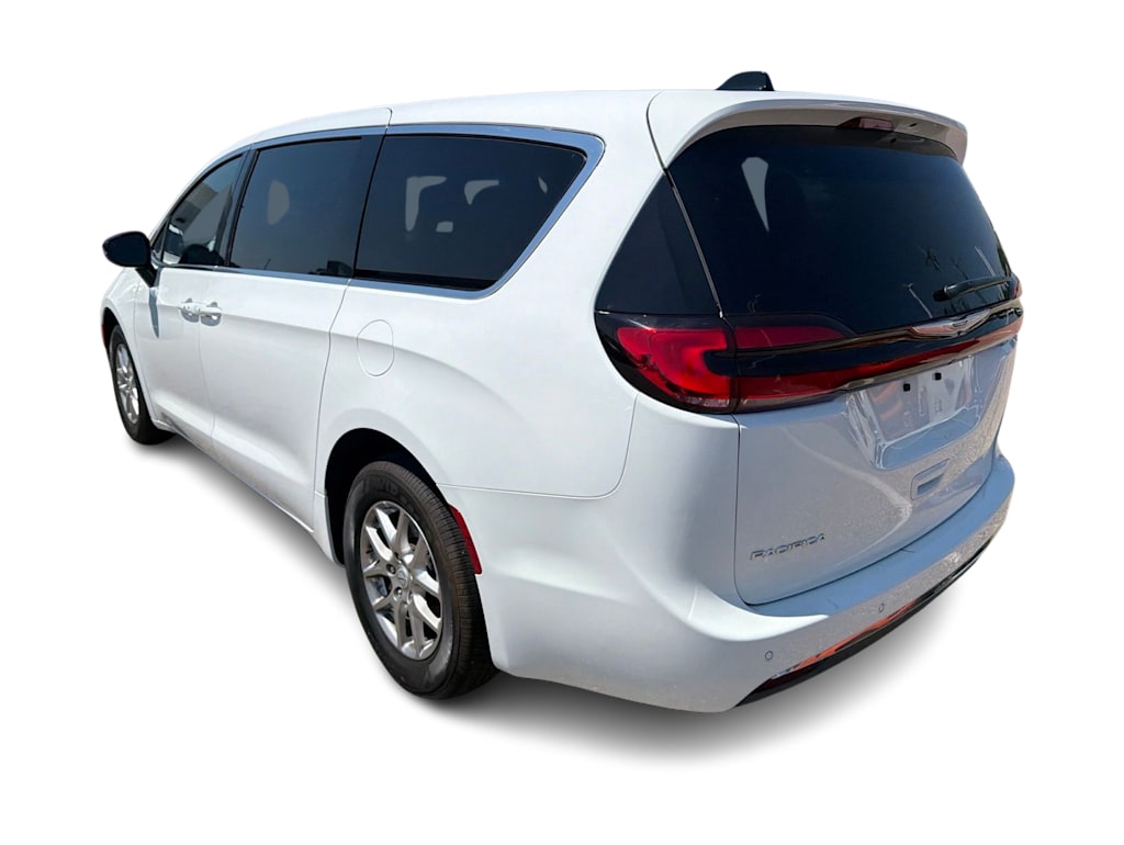 Thumbnail: 2025 Chrysler Pacifica - 21