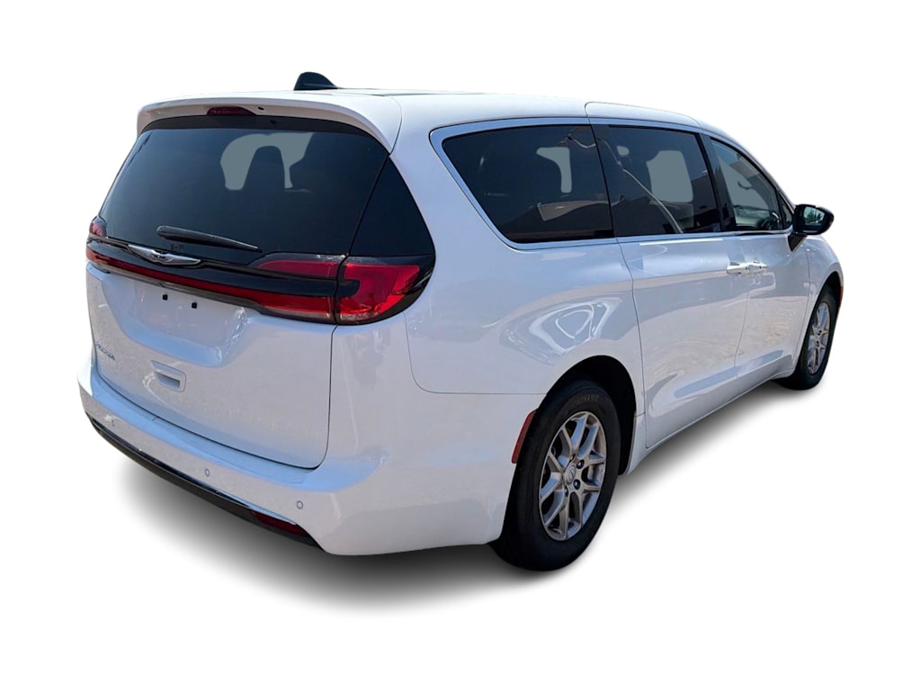 Thumbnail: 2025 Chrysler Pacifica - 19