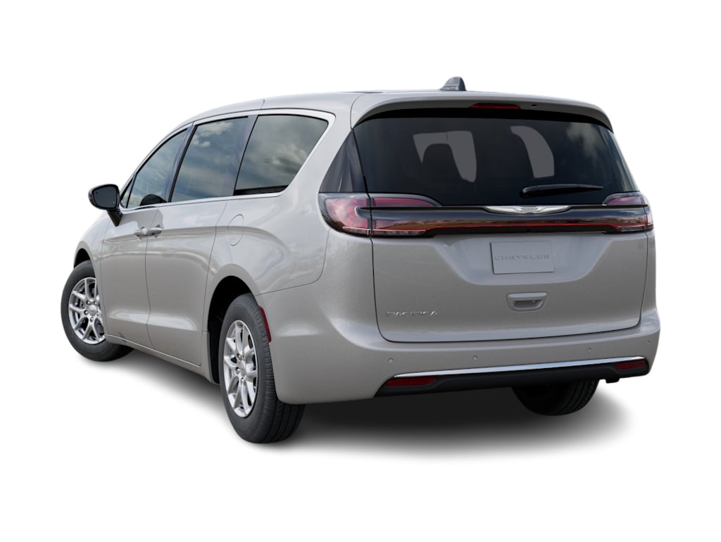 Thumbnail: 2026 Chrysler Pacifica - 4