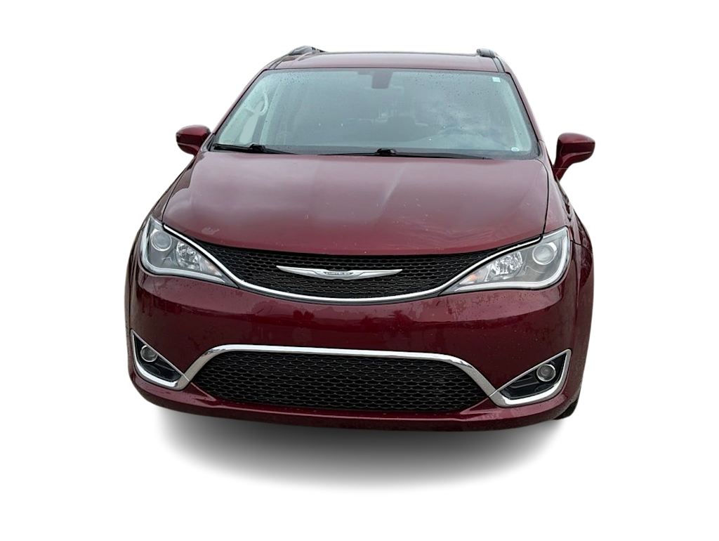 Thumbnail: 2017 Chrysler Pacifica - 5