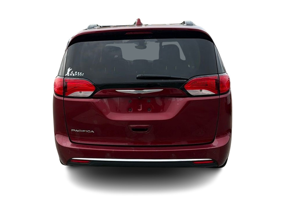 Thumbnail: 2017 Chrysler Pacifica - 14