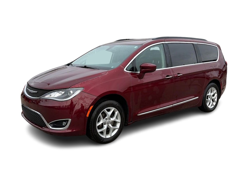 Thumbnail: 2017 Chrysler Pacifica - 19