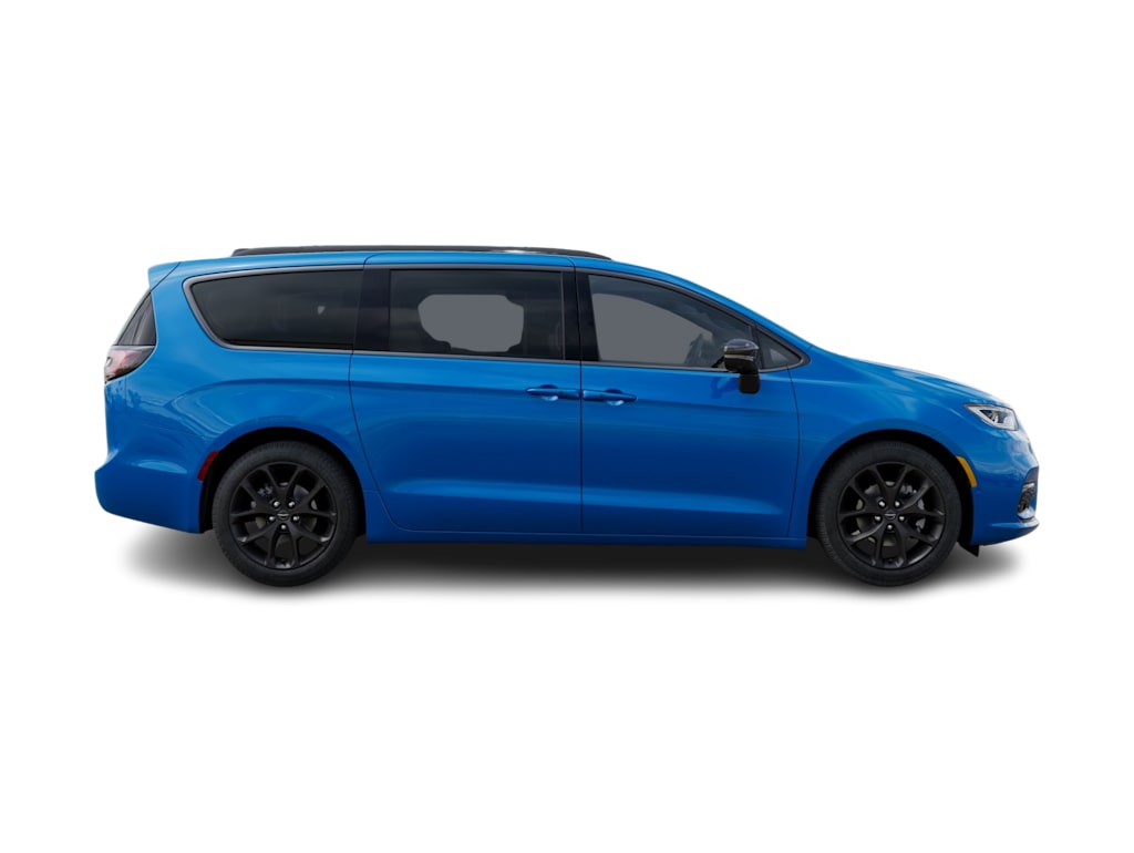 Thumbnail: 2026 Chrysler Pacifica - 22