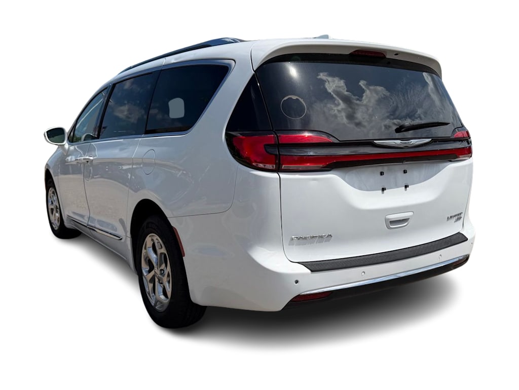 Thumbnail: 2021 Chrysler Pacifica - 3