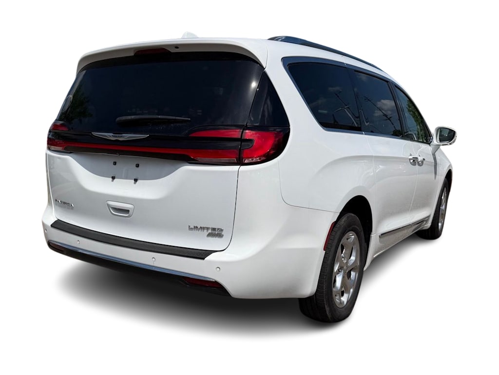Thumbnail: 2021 Chrysler Pacifica - 26