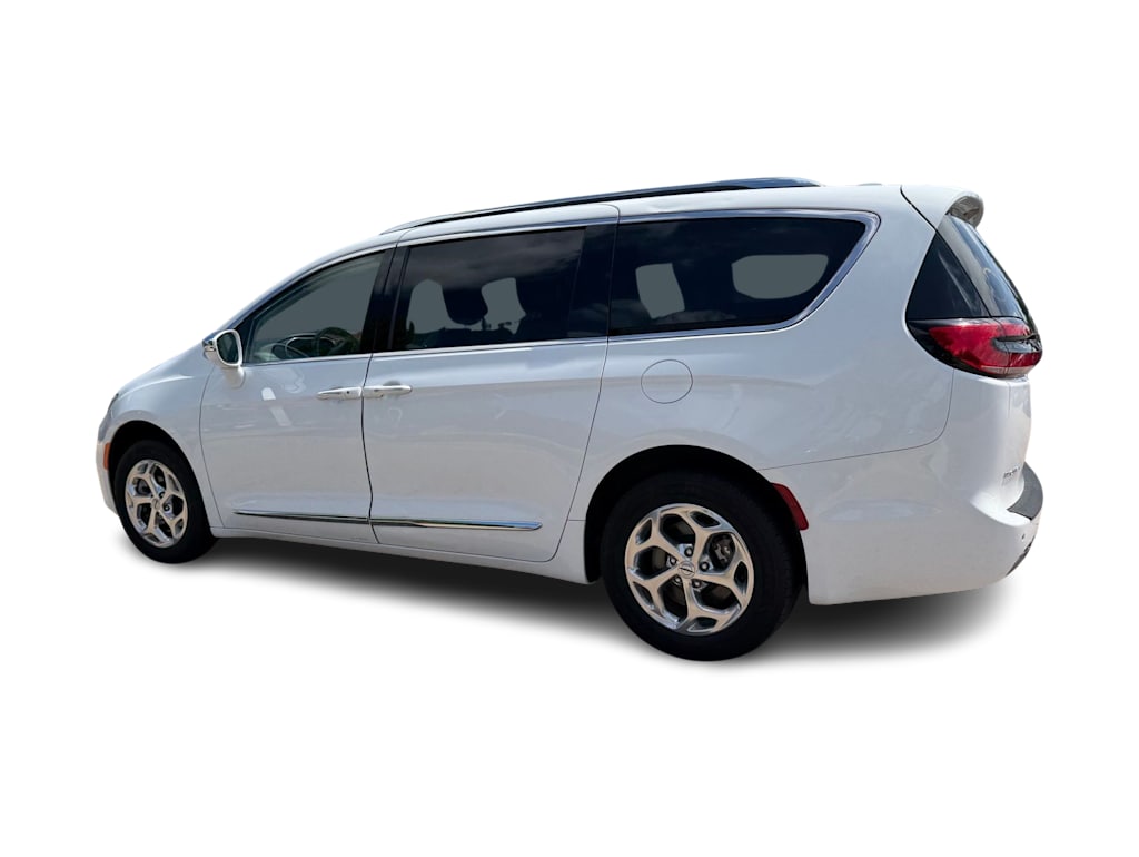 Thumbnail: 2021 Chrysler Pacifica - 2