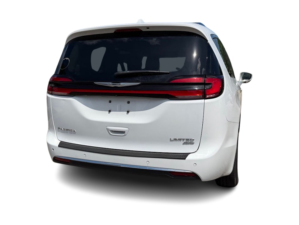 Thumbnail: 2021 Chrysler Pacifica - 25