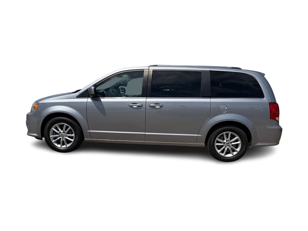 Thumbnail: 2019 Dodge Grand Caravan - 2