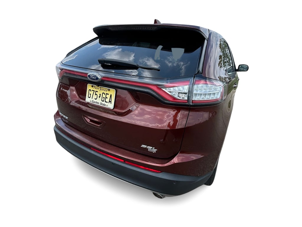 Thumbnail: 2015 Ford Edge - 19