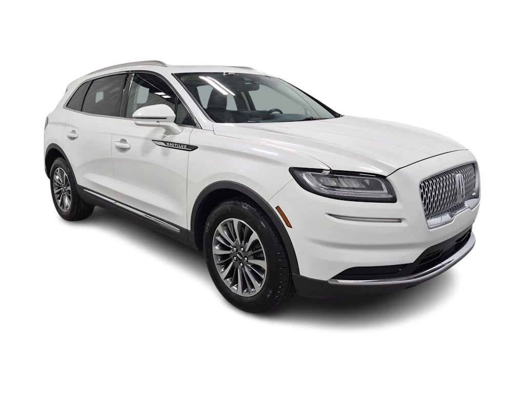 Thumbnail: 2021 Lincoln Nautilus - 18
