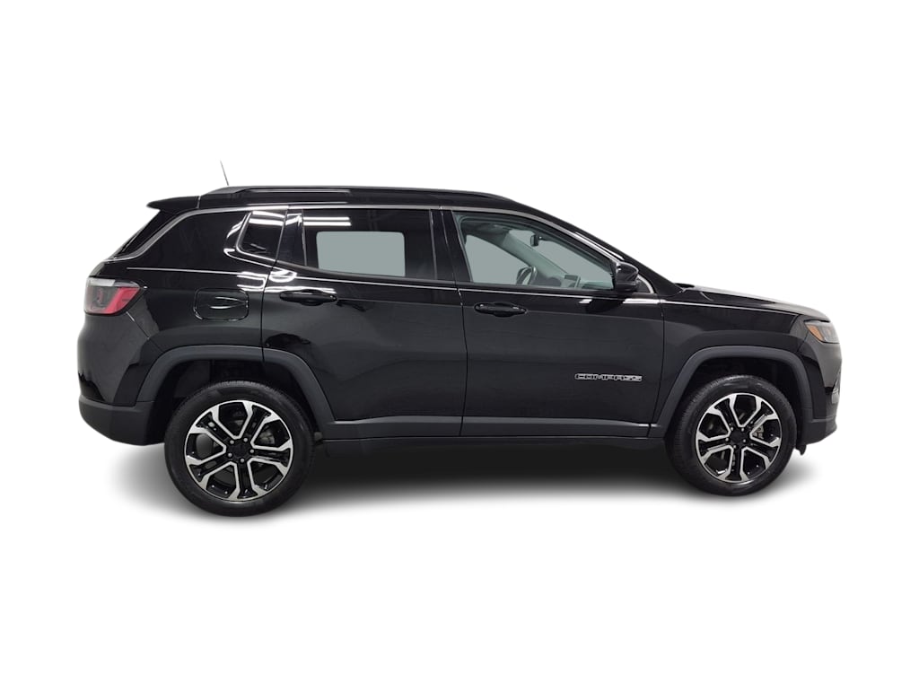 Thumbnail: 2022 Jeep Compass - 25