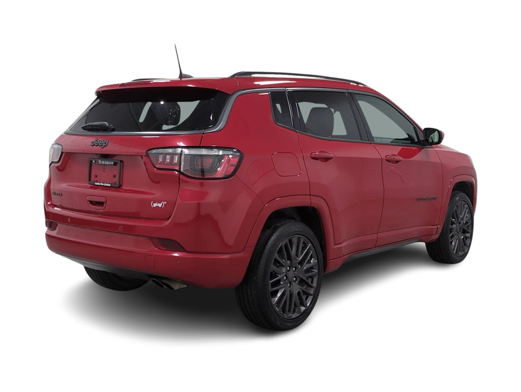Thumbnail: 2022 Jeep Compass - 22