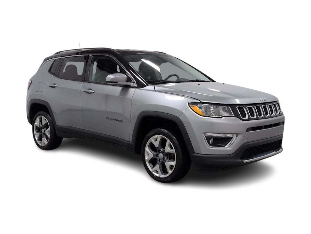 Thumbnail: 2018 Jeep Compass - 21